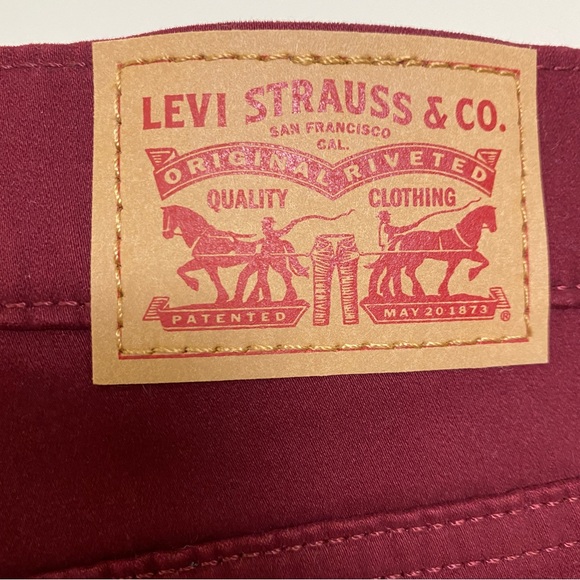 Levi’s 720 High Rise Super Skinny Burgundy Jeans - Picture 6 of 8